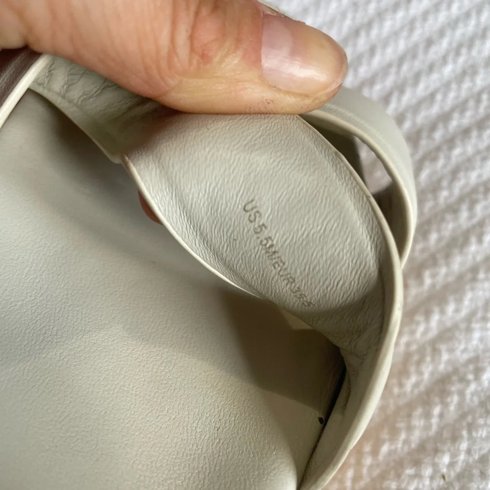 Vince Jet White Leather Cork Platform Valcro Ankle  Straps Size 5.5‎