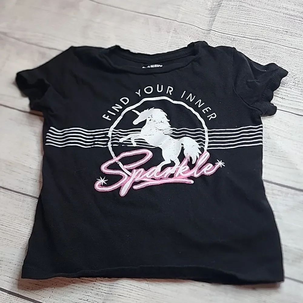 Old Navy shirt size XS
