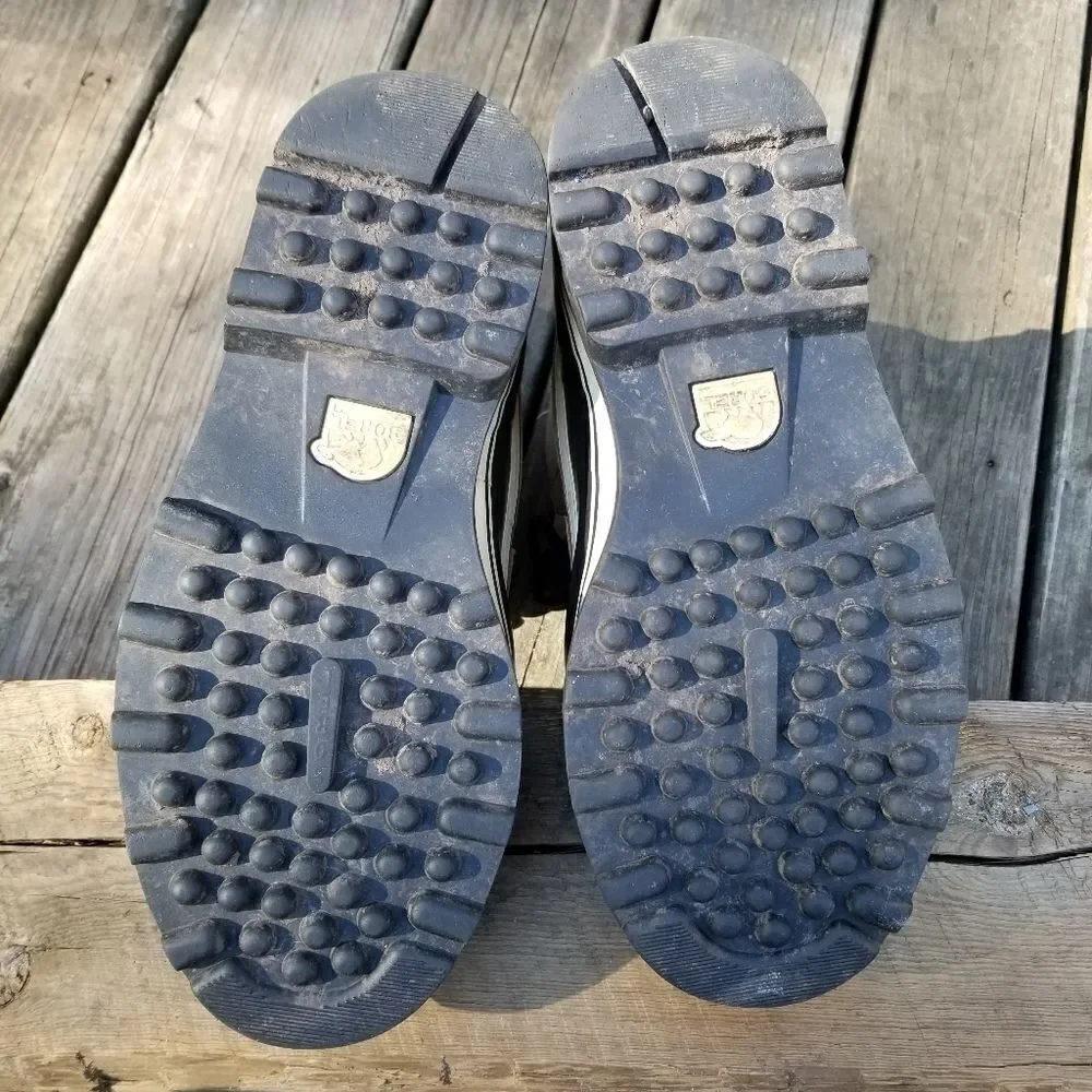 Sorel caribou leather
