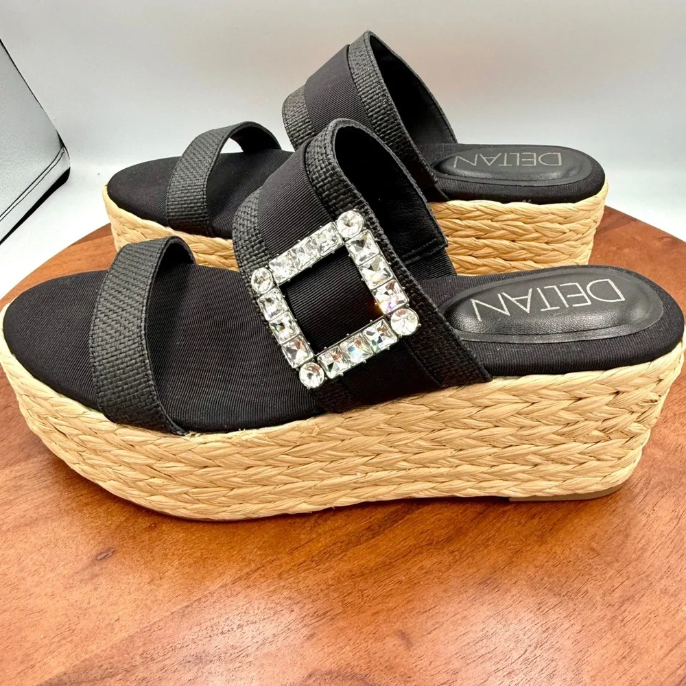 Deltan collins raffia