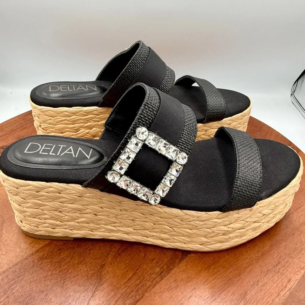 Deltan collins raffia