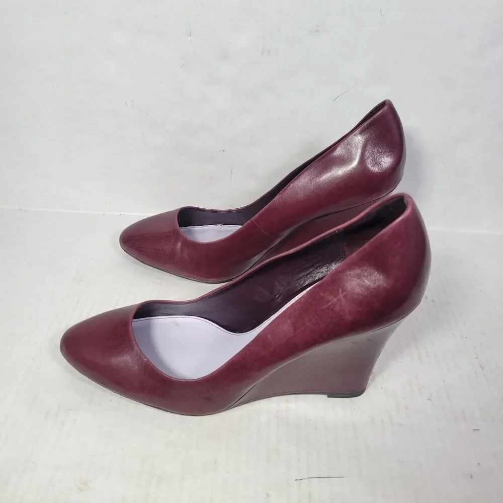 Delman Burgundy Leather Wedge Heel Pumps Size 9.5