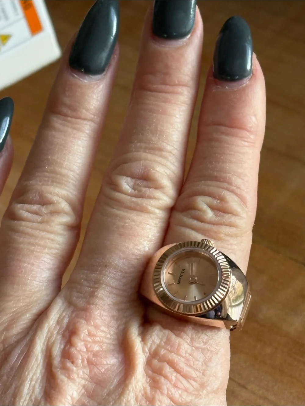 Invicta stretch ring