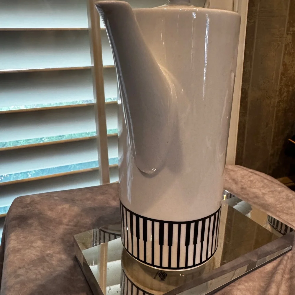 Albert Elovitz ‎ Elegant White and Black piano tea pot 1990
