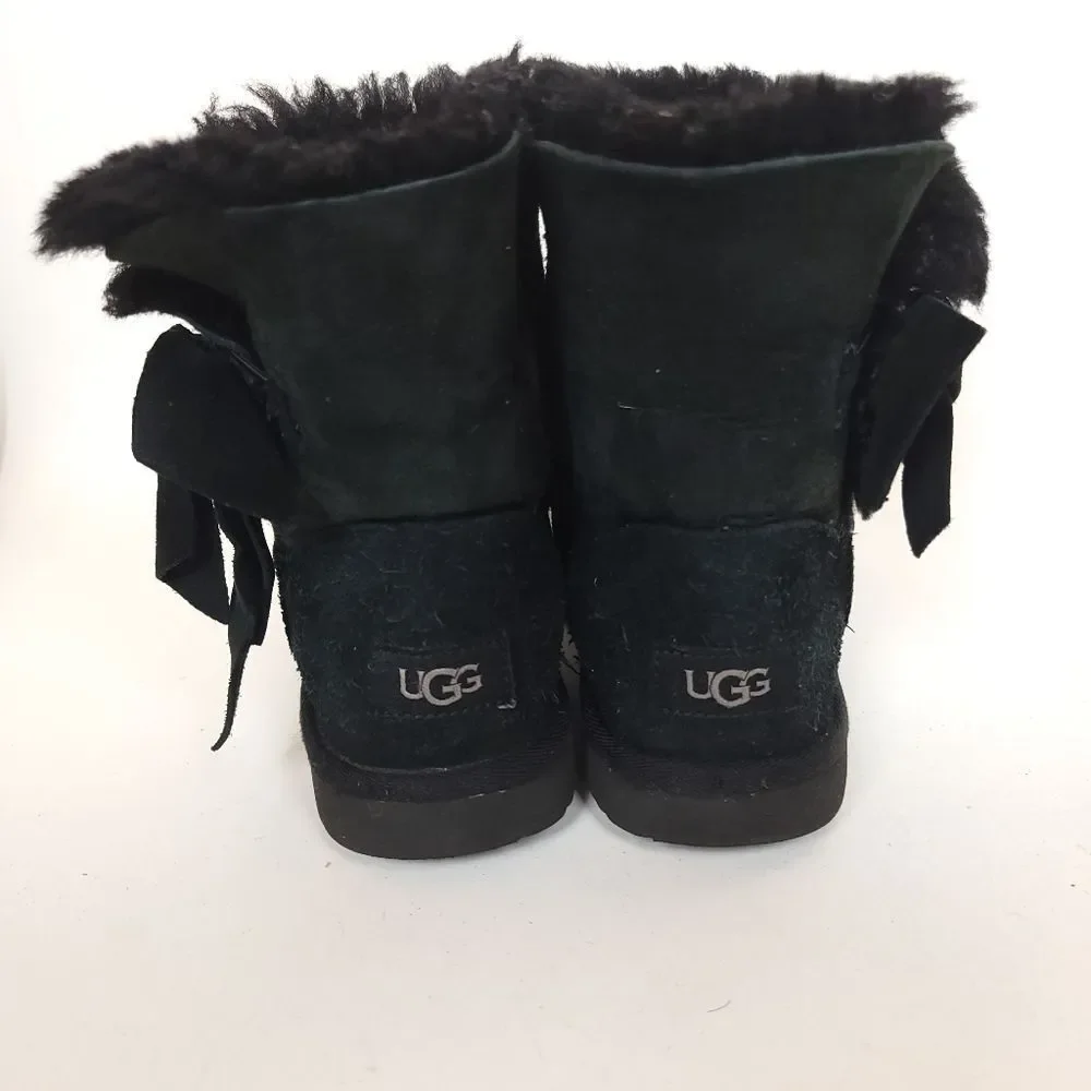 UGG girls mini