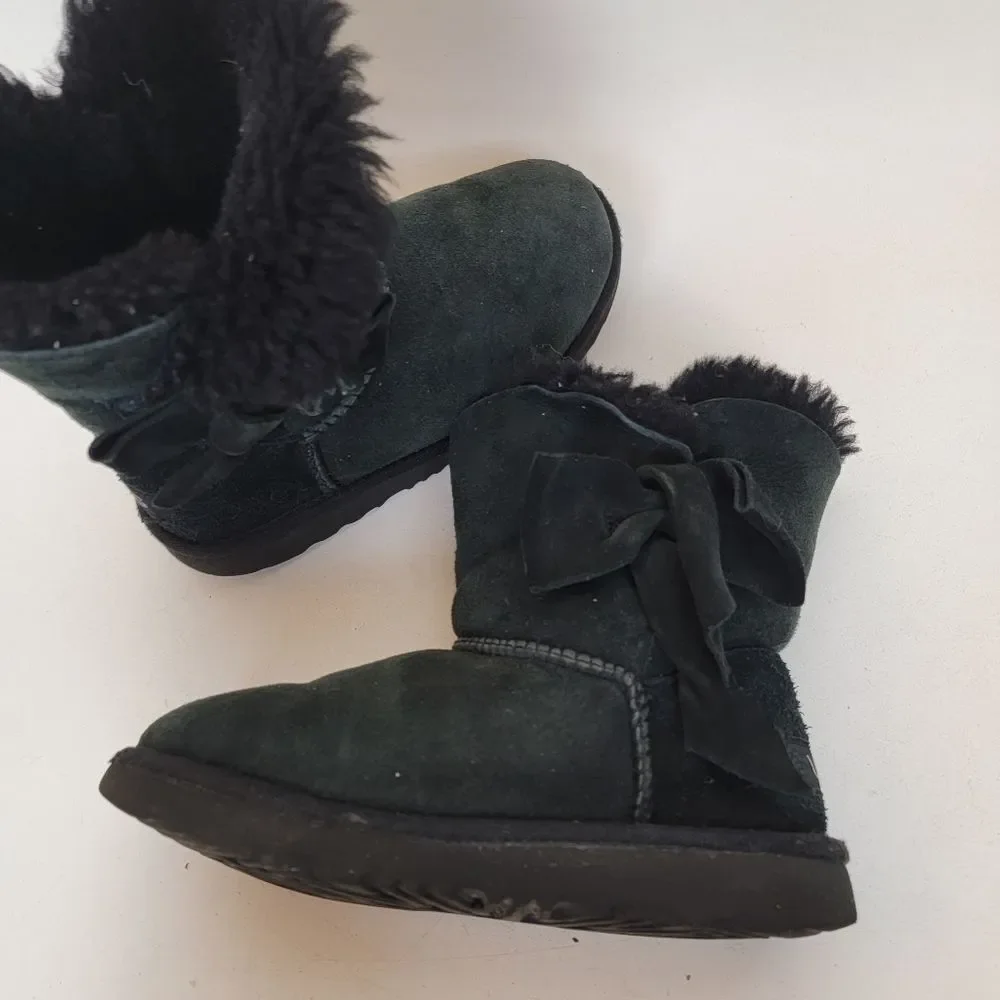 UGG girls mini