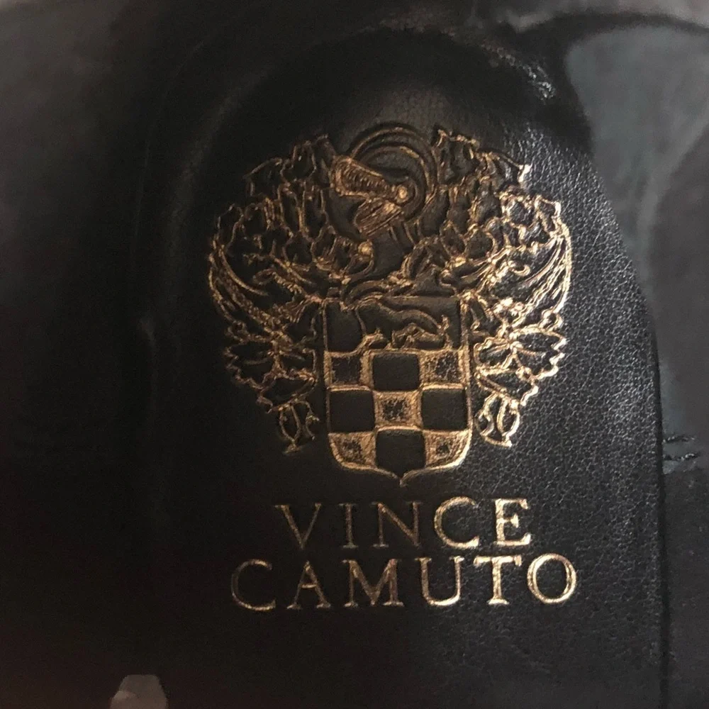 Vince Camuto very fashionable