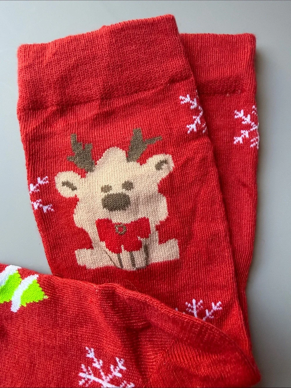 N/A festive red