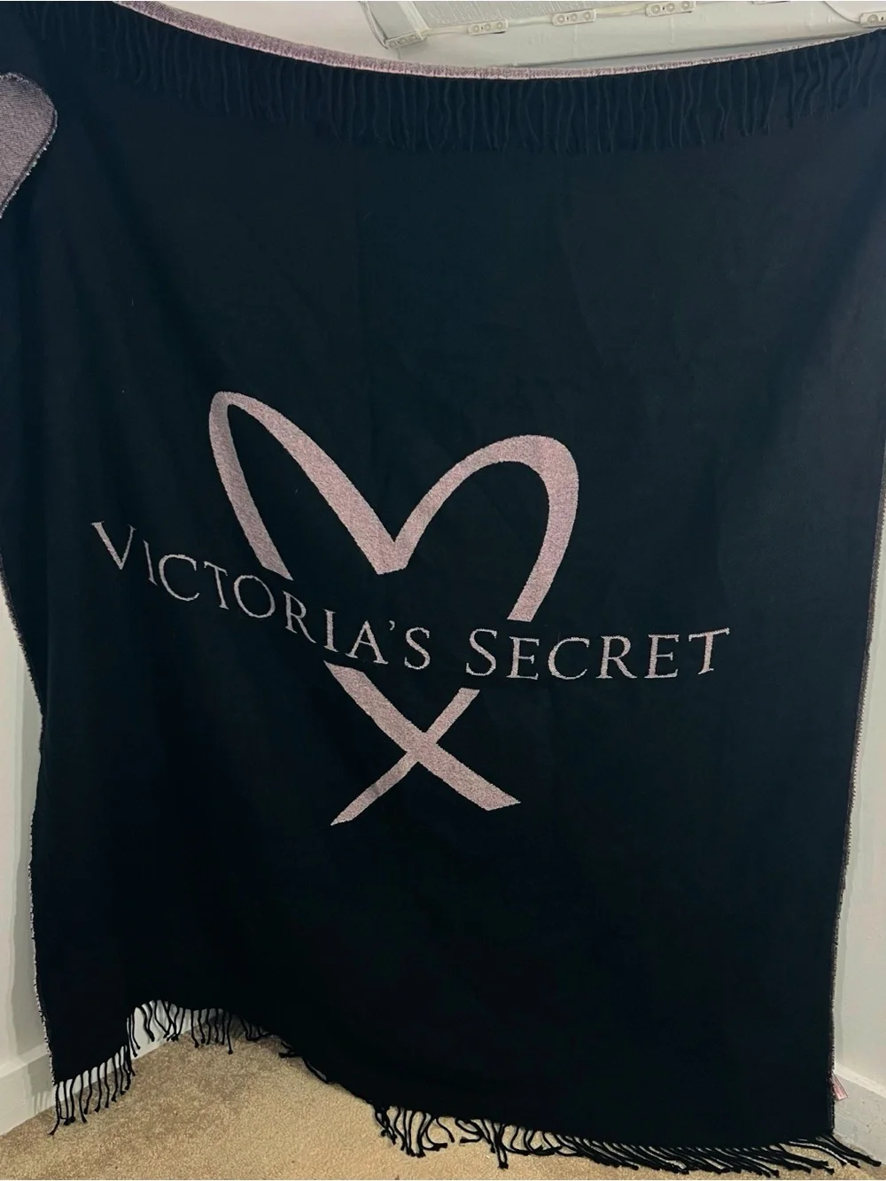 Victorias Secret excellent well