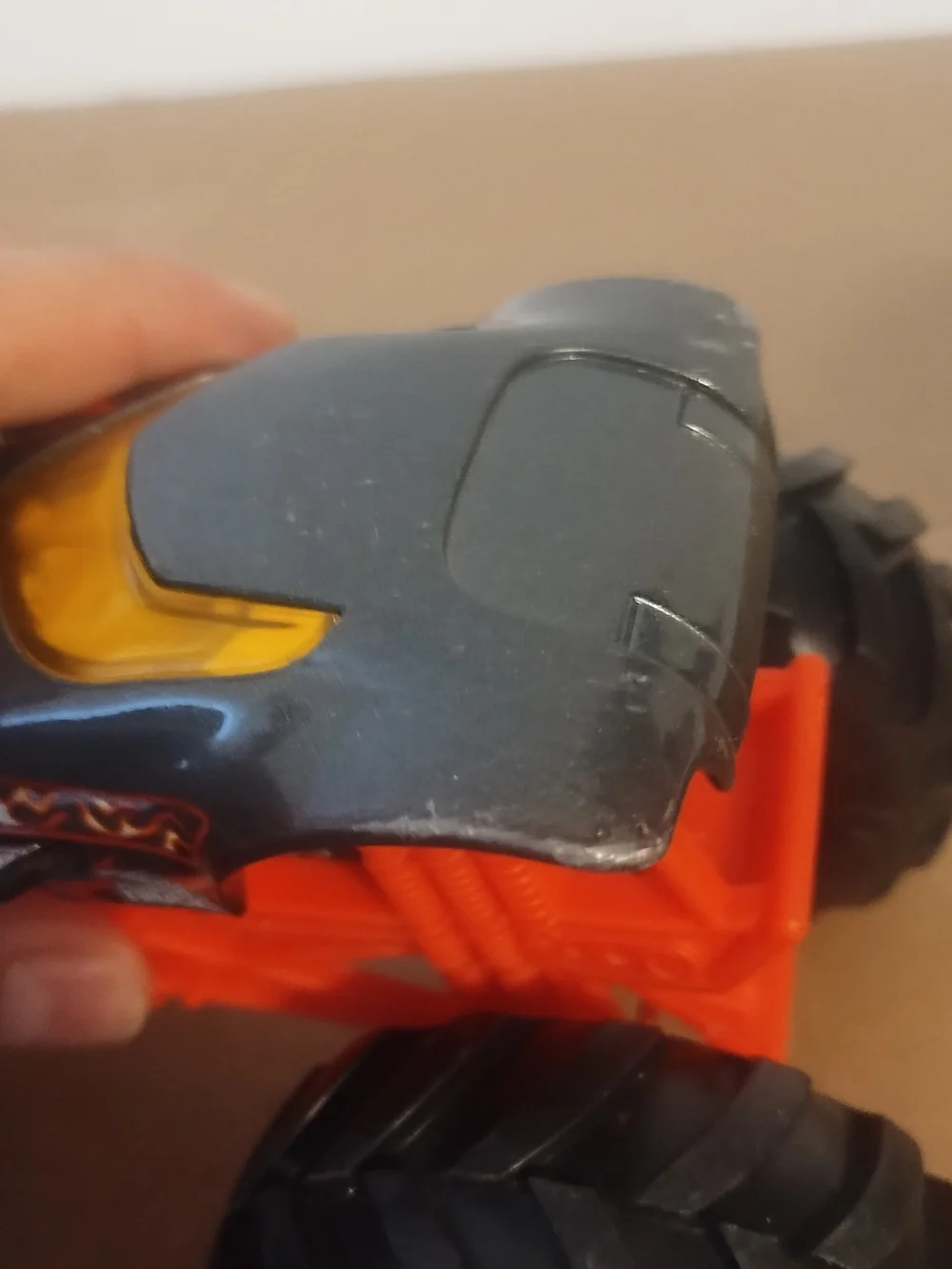 Hot Wheels - Monster Trucks Oversized (Twin Mill) / Toys some scratches