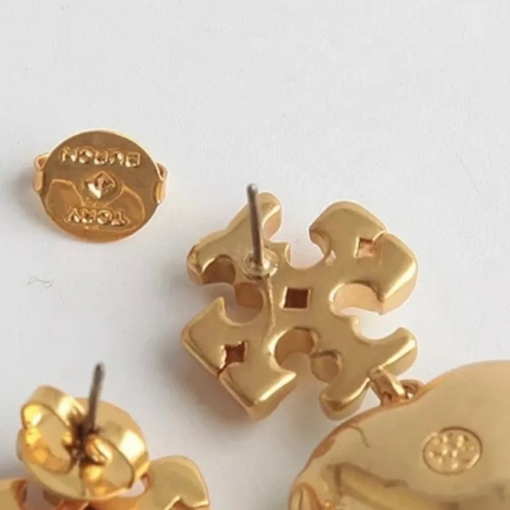 🔥🔥Tory Burch Authentic Roxanne Crystal Clear Heart Drop Earrings