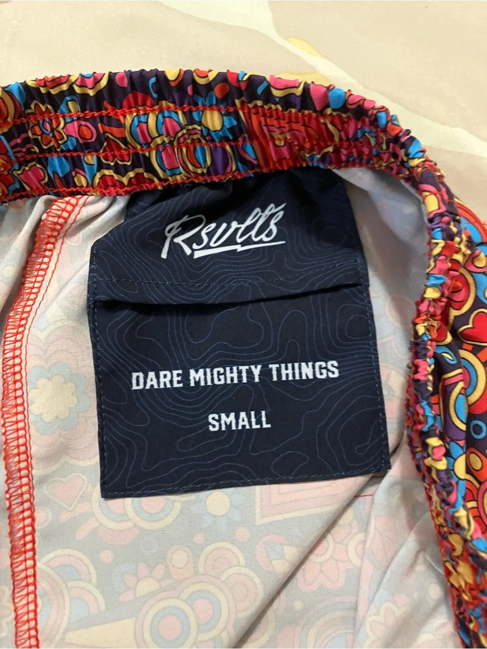 RSVLTS eye catching