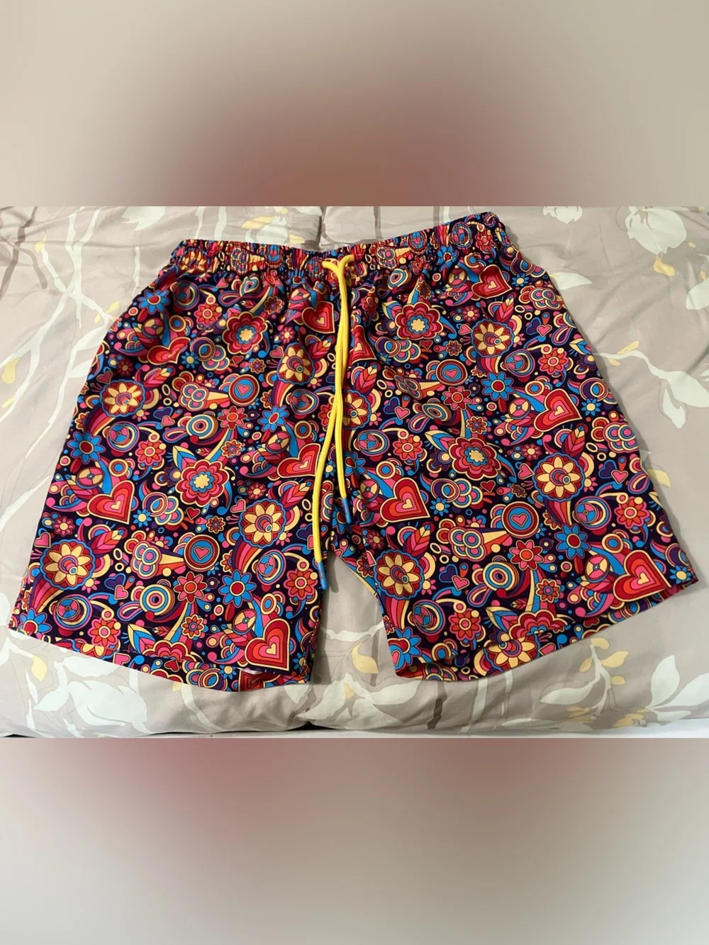 Men's hybrid swim trunks “love overload” size small