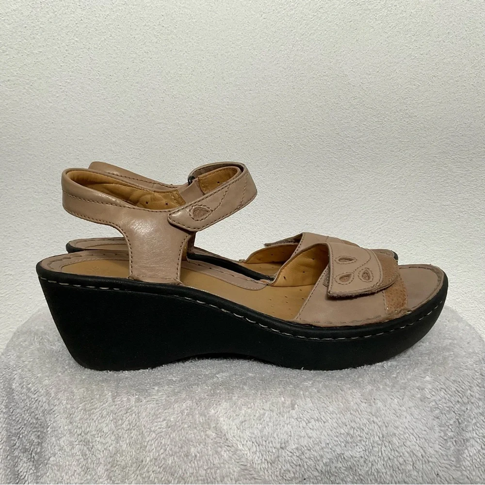 Clarks Artisan Unstructured Dory Leather Wedge Light Tan Size 8 Summer