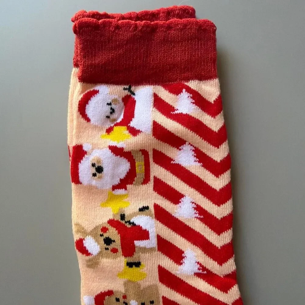 Source Unknown women’s santa
