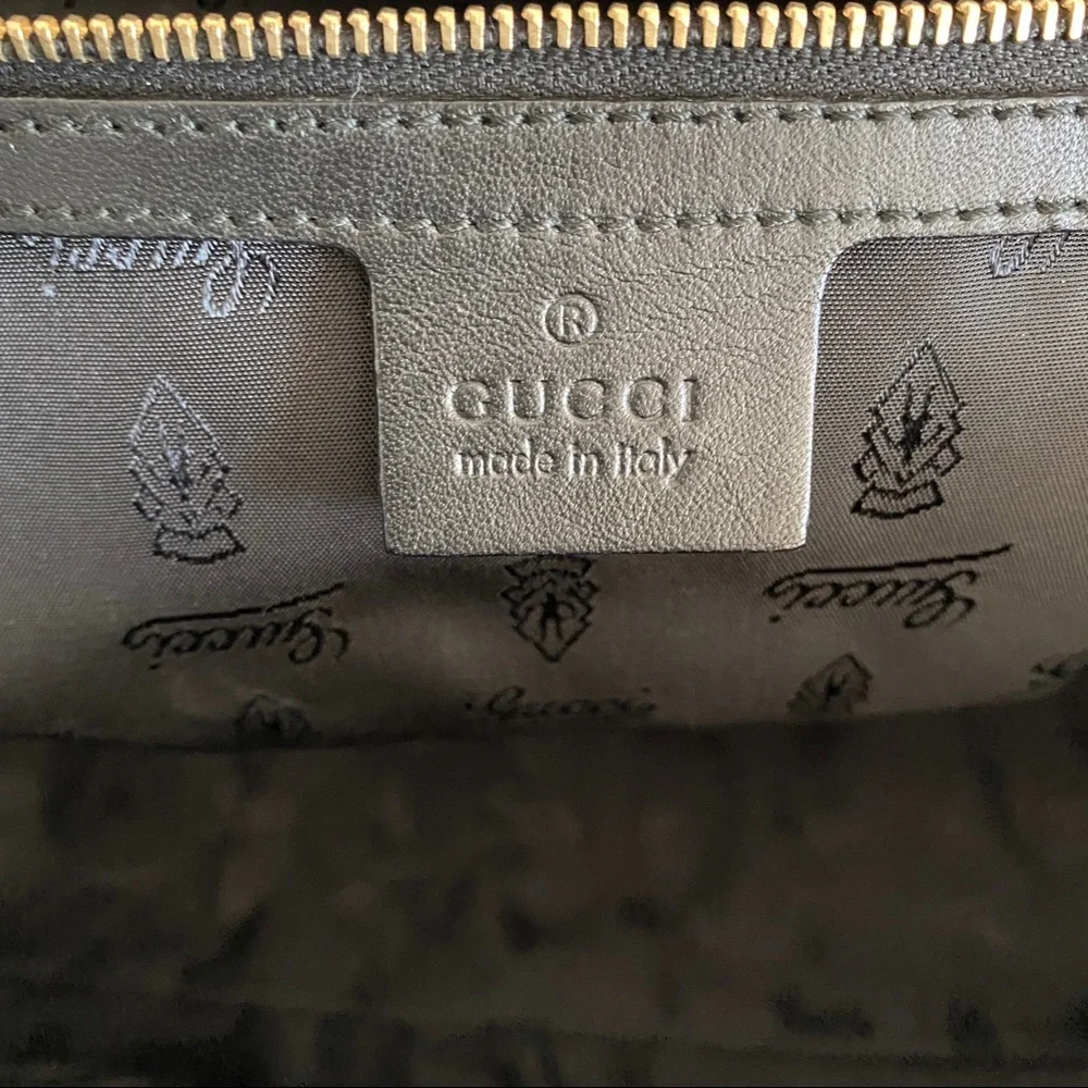 Gucci 5” leather approximately