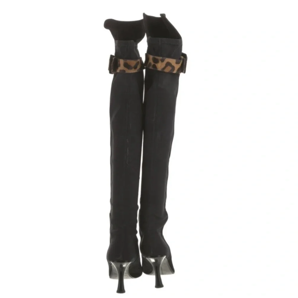 Stuart Weitzman stuart weitzman