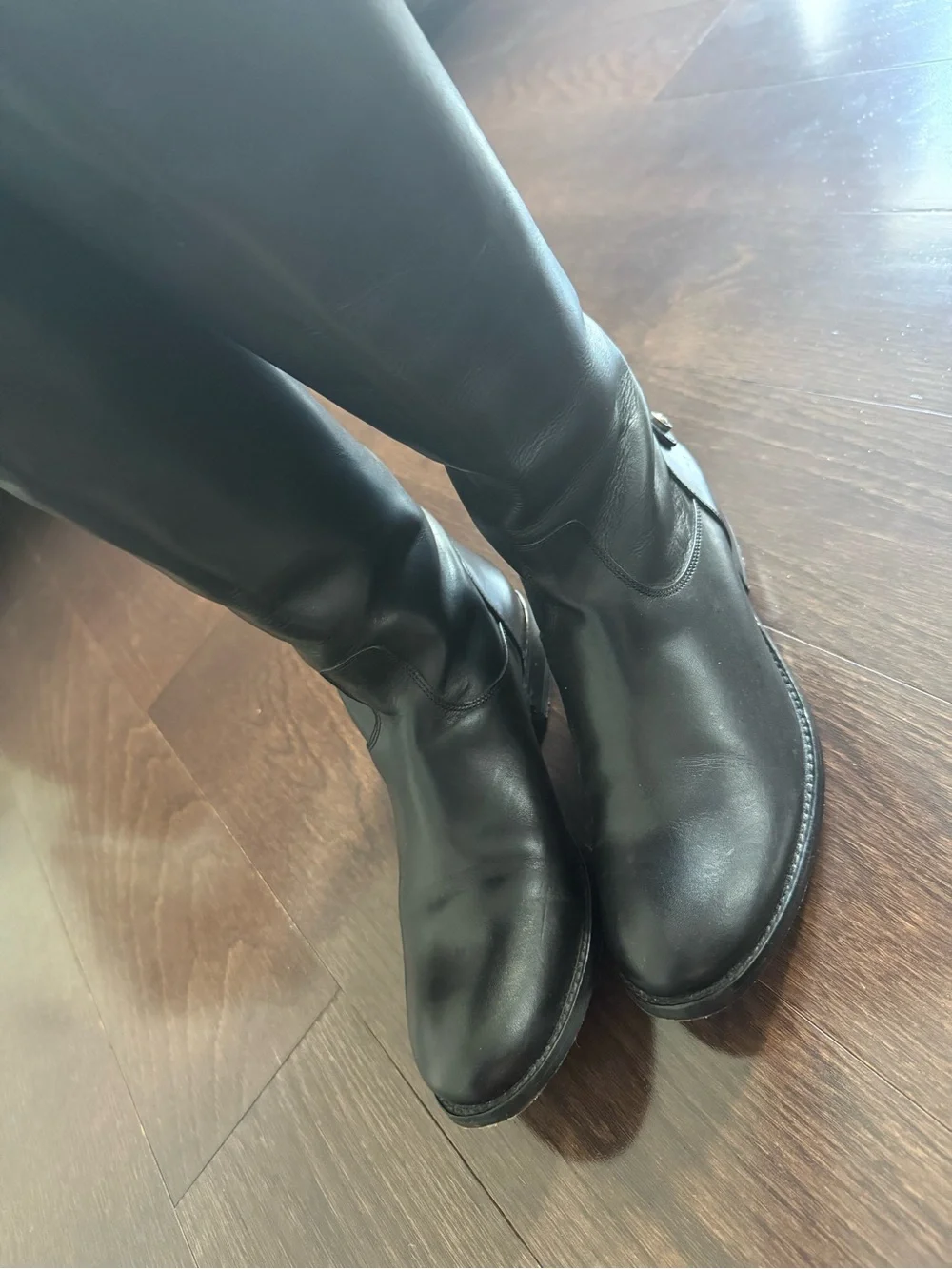 Frye sleek black