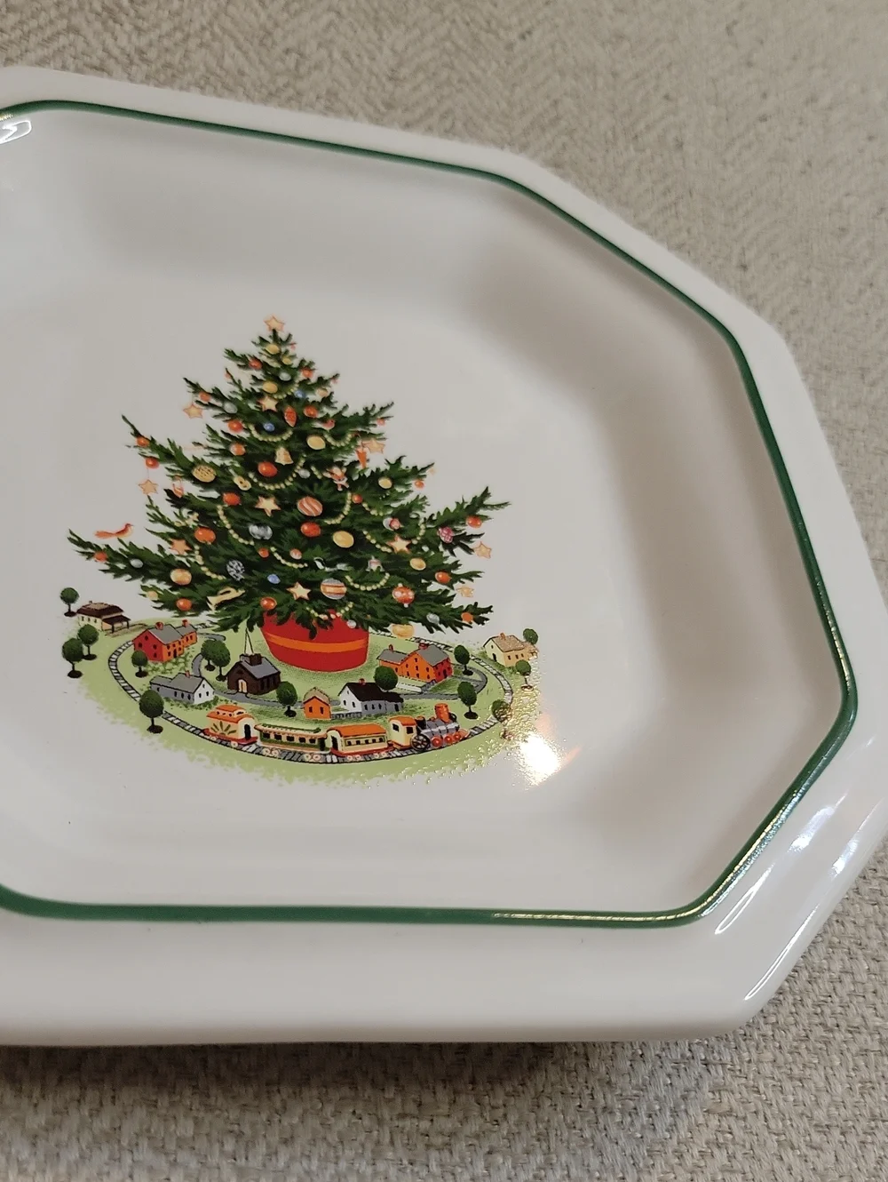VTG Pfaltzgraff Christmas Heritage Octagonal Mint Tray Candy Dish Made in USA