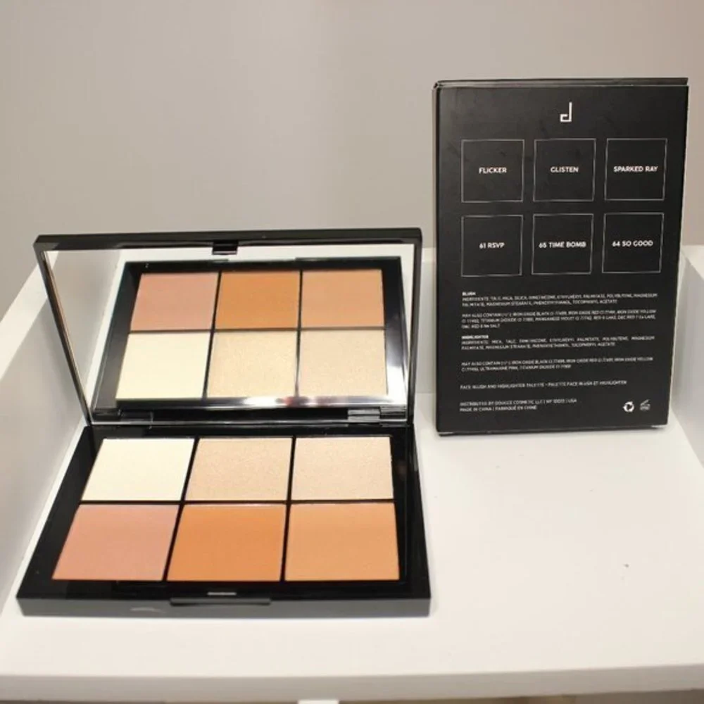 DOUCCE Posh Powder Face Palette