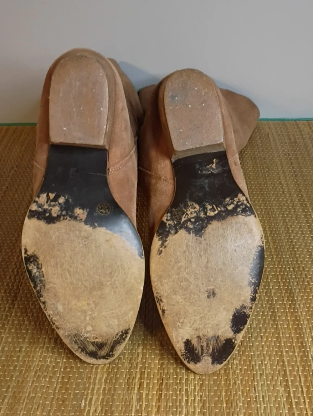 Chinese Laundry classic boots easy