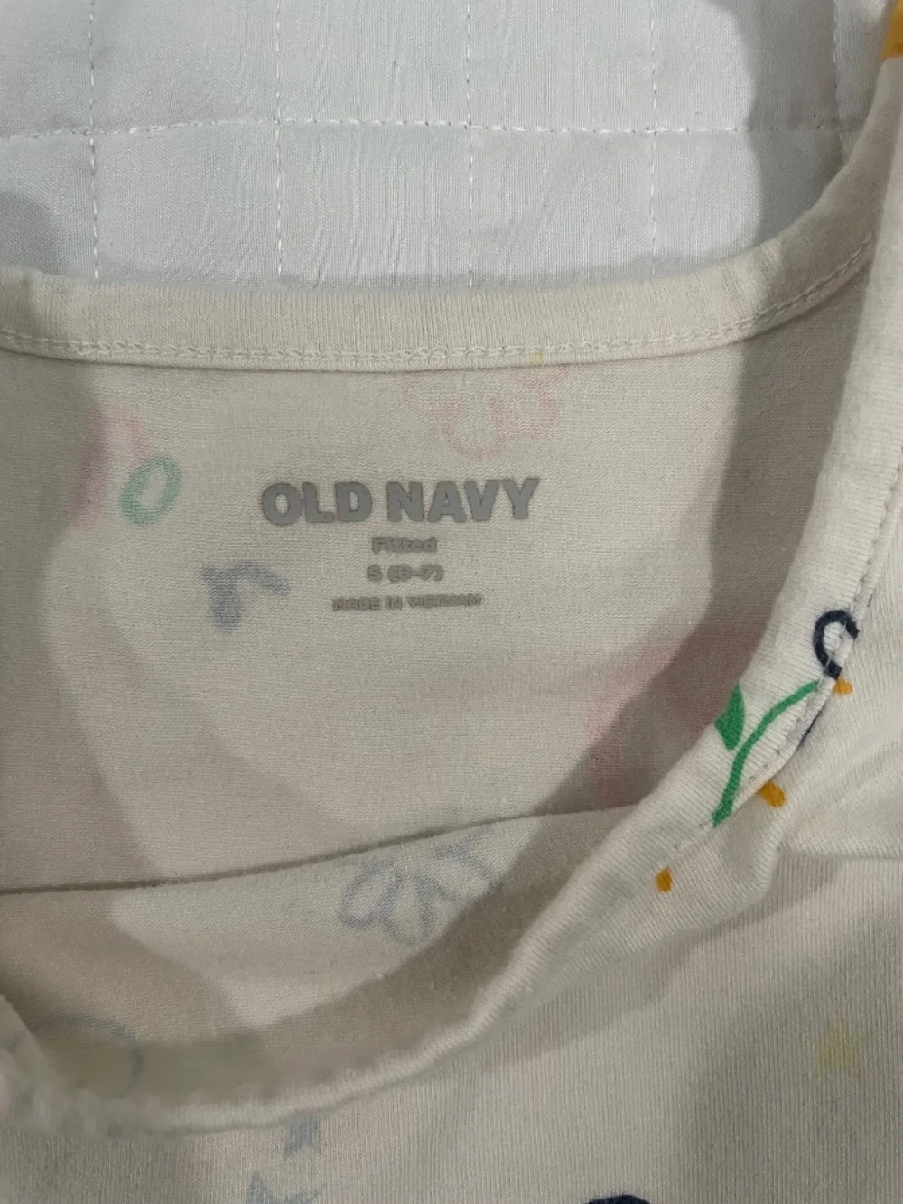 Old Navy size beige