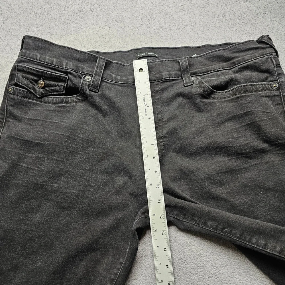 True Religion Ricky Denim Shorts Mens 38 Black Cut Off Raw Hem Flap Pocket Jeans