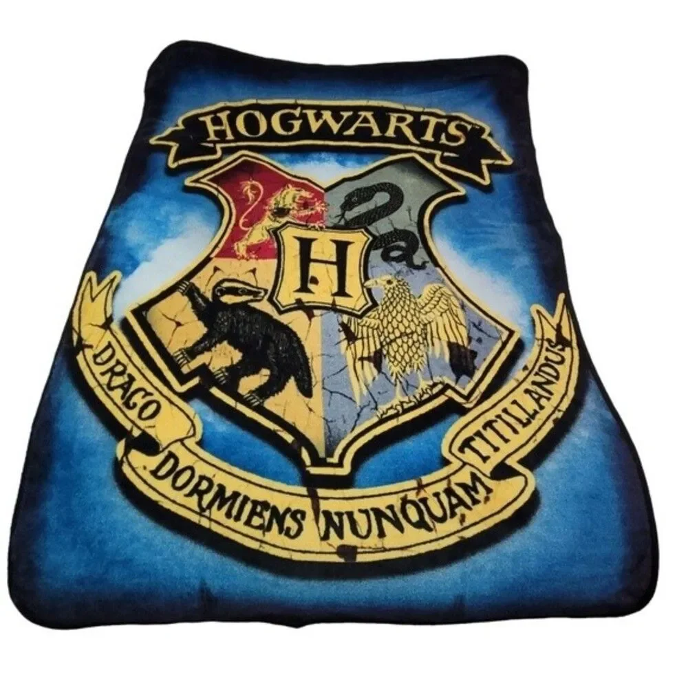 Harry Potter Hogwarts Fuzzy Throw Blanket