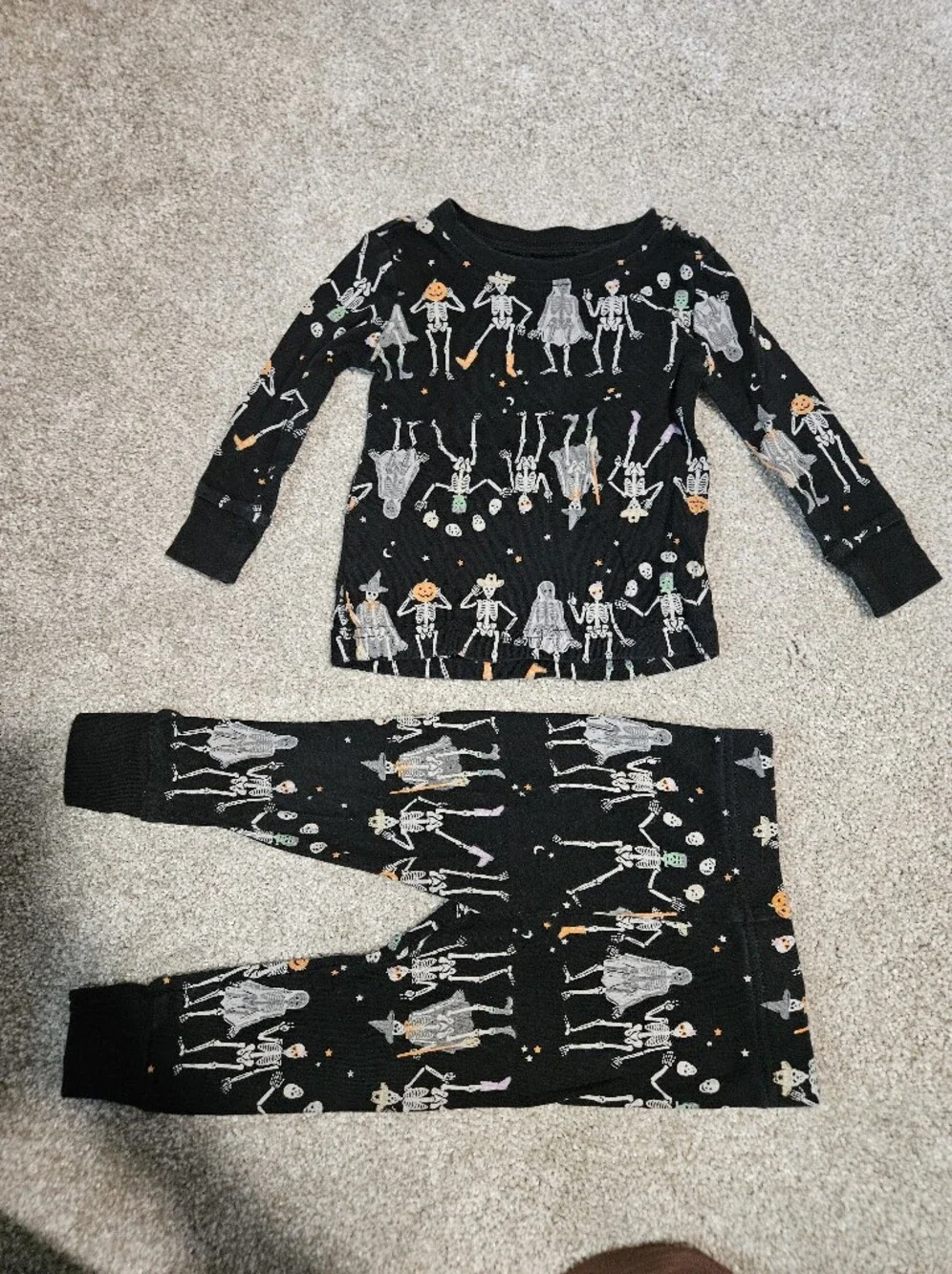 Old Navy, Bundle Of 2 Matching Halloween Pajamas - 2 Pants 2 Shirts 100% Cotton