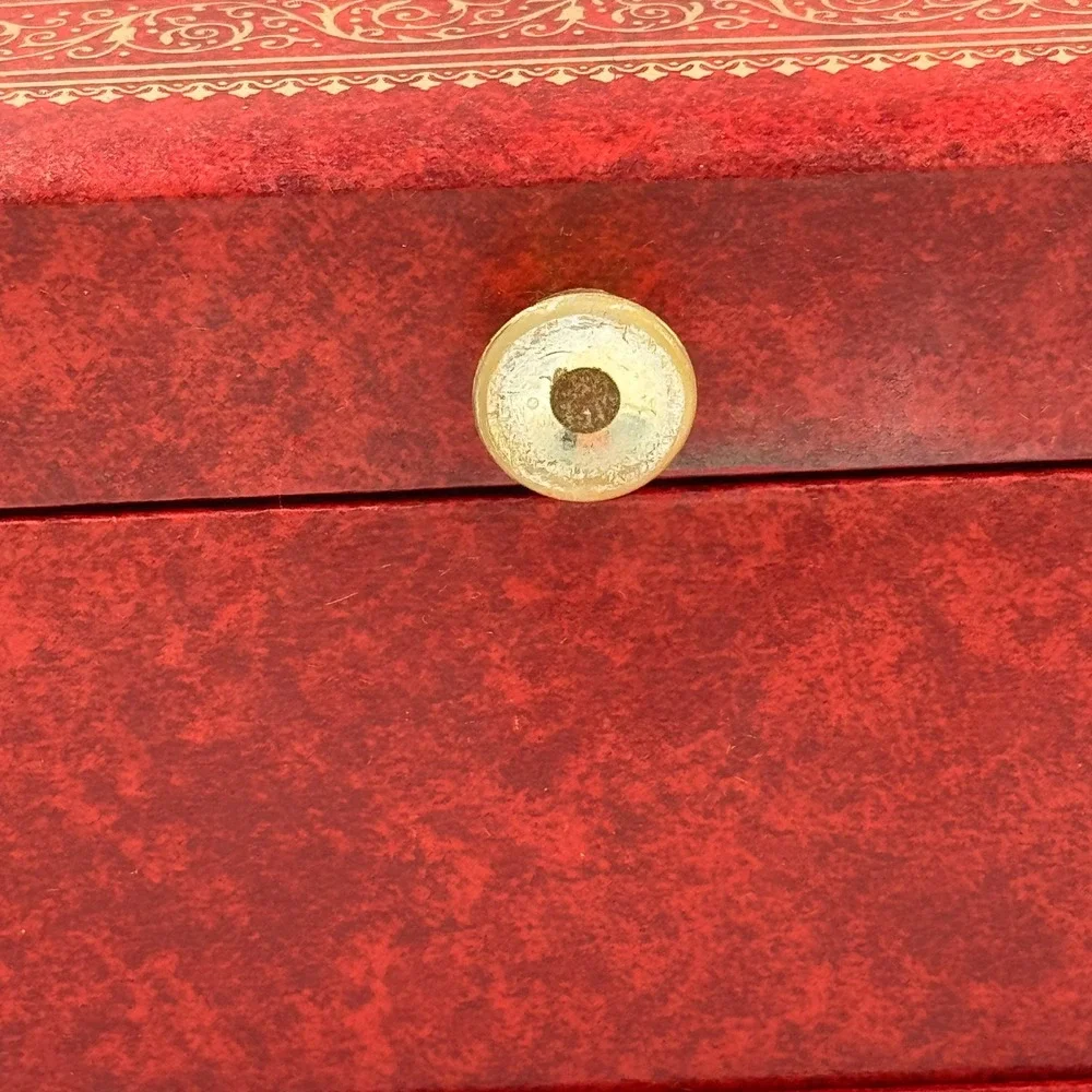 N/A vintage jewelry