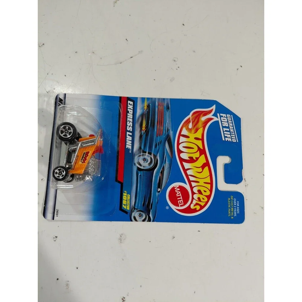 NIP Hot Wheels 1998 Main Line 1:64 Die Cast Express Lane Hot Rod Shopping Cart