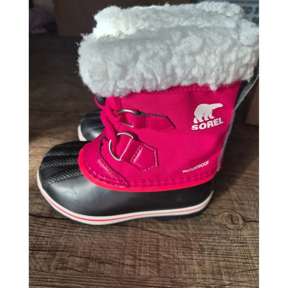 Sorel Kids Yoot Pac Nylon Red Black Waterproof Snow Boots NC1962-600 Size 9 New