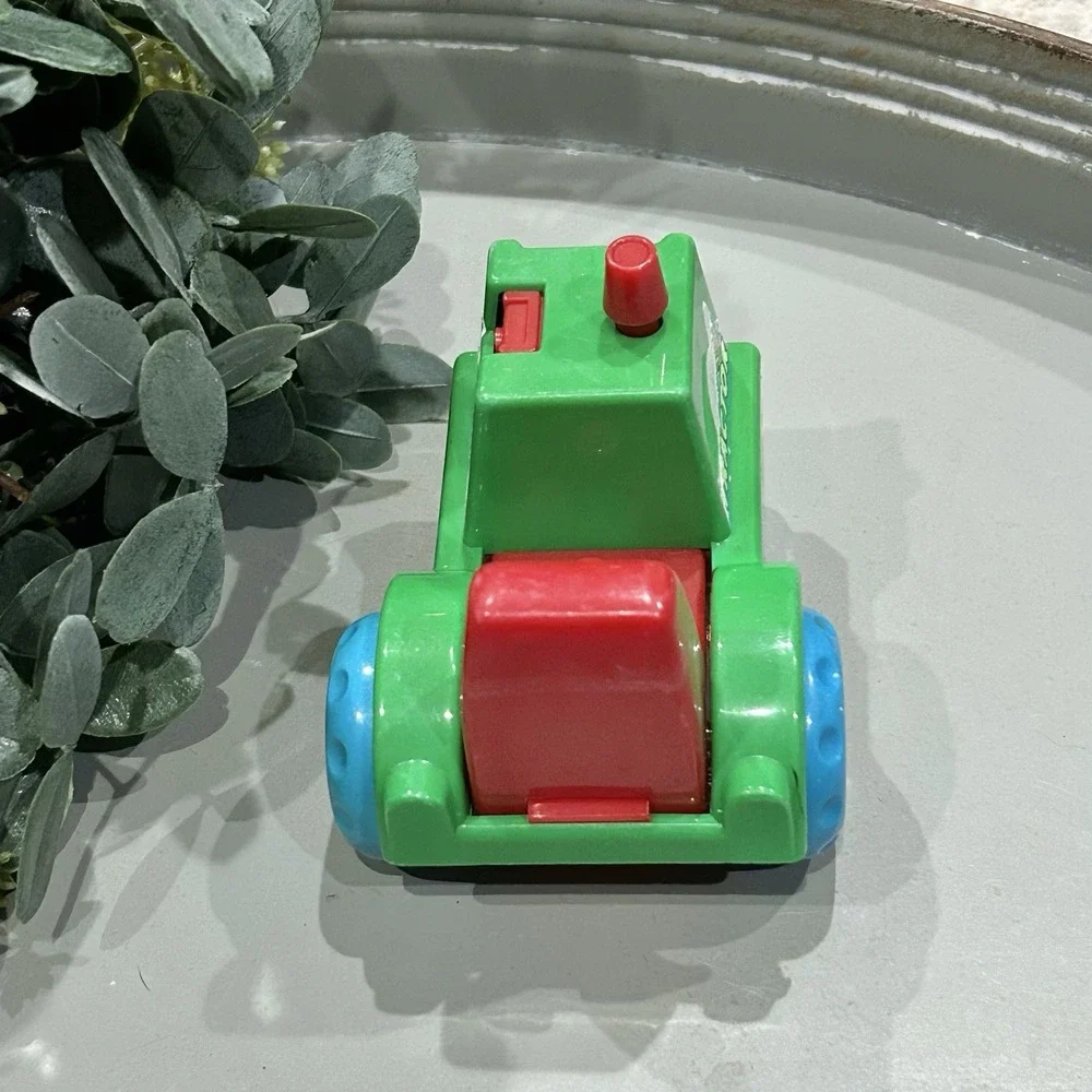 Vintage 1981 Playworld Toys‎ Farm Barn *Tractor Only* Fischer Price