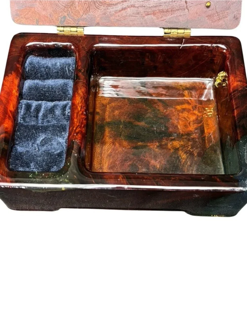 N/A interior includes