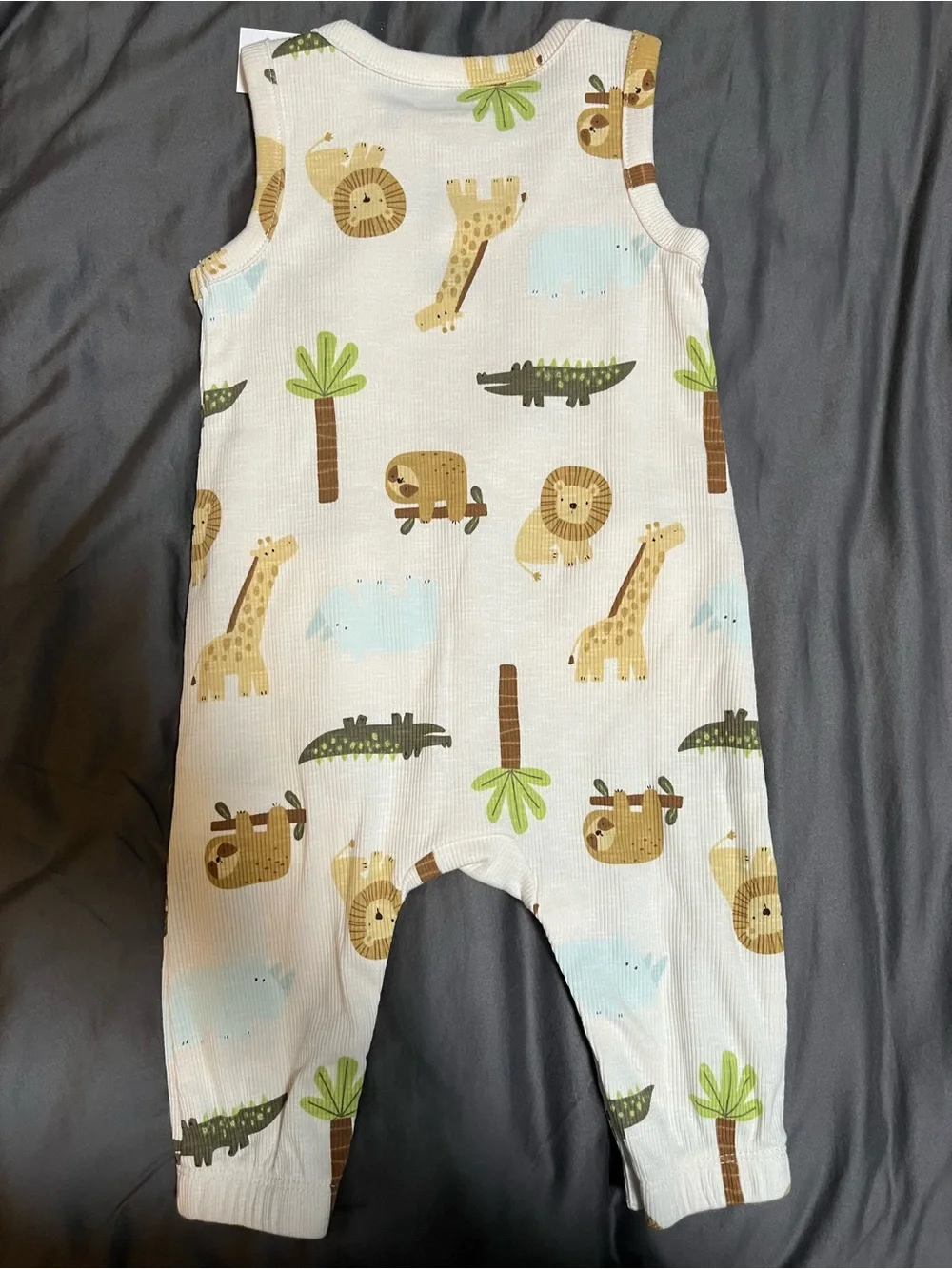Old Navy motifs piece