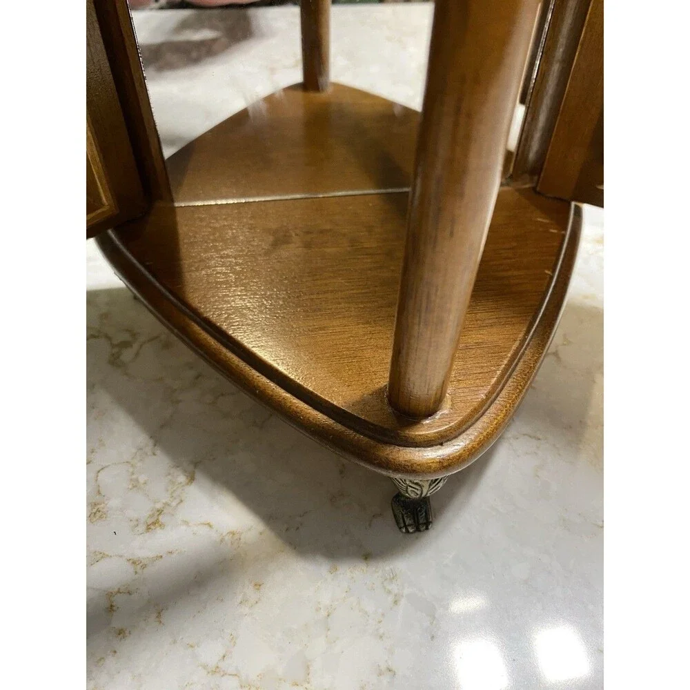 Unbranded vintage triangle