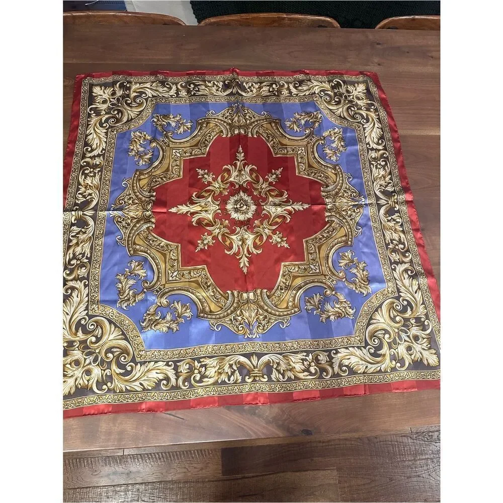 Man Li Er 100% Silk Scarf