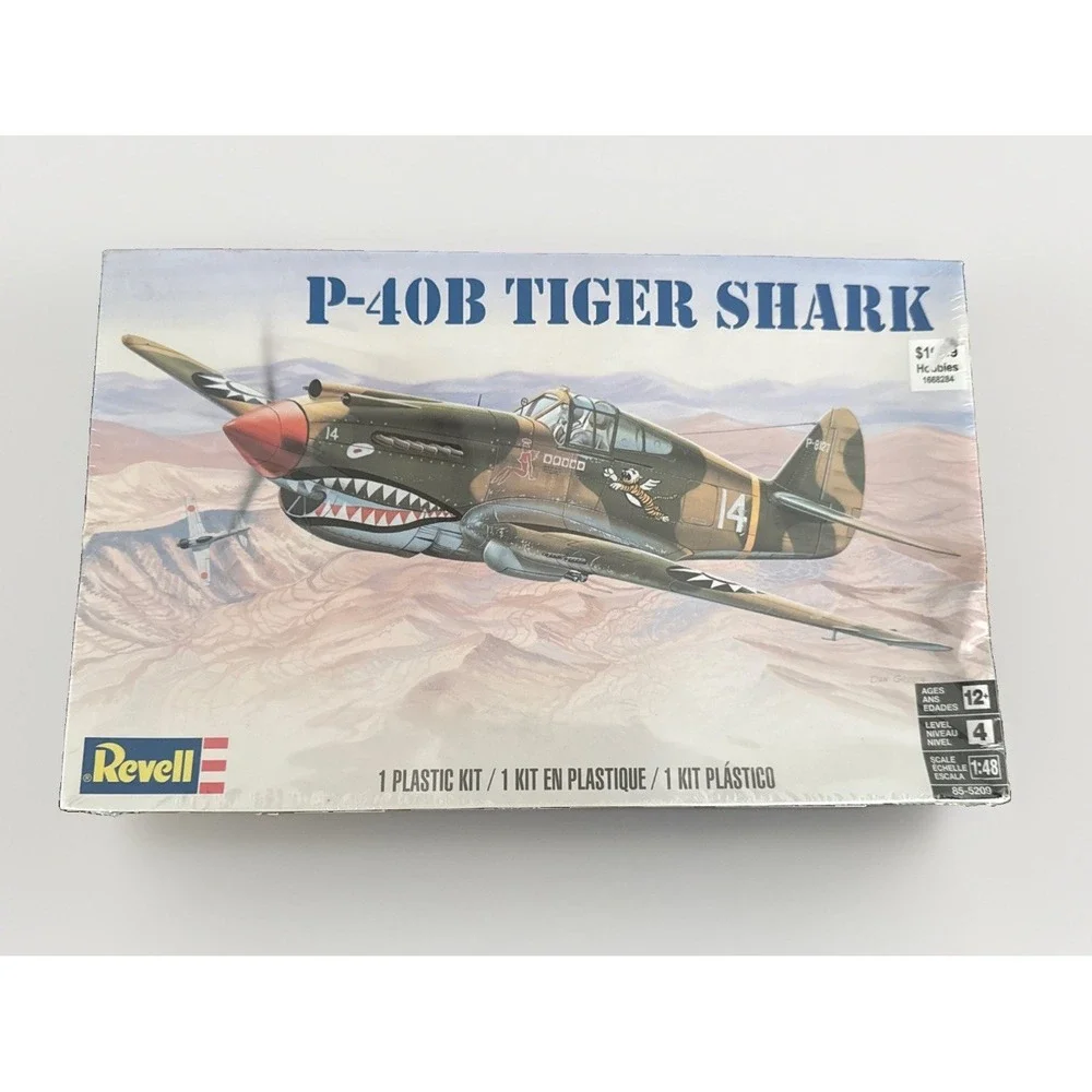 Revell Monogram1:48  #85-5209 Tiger Shark P-40B New Sealed