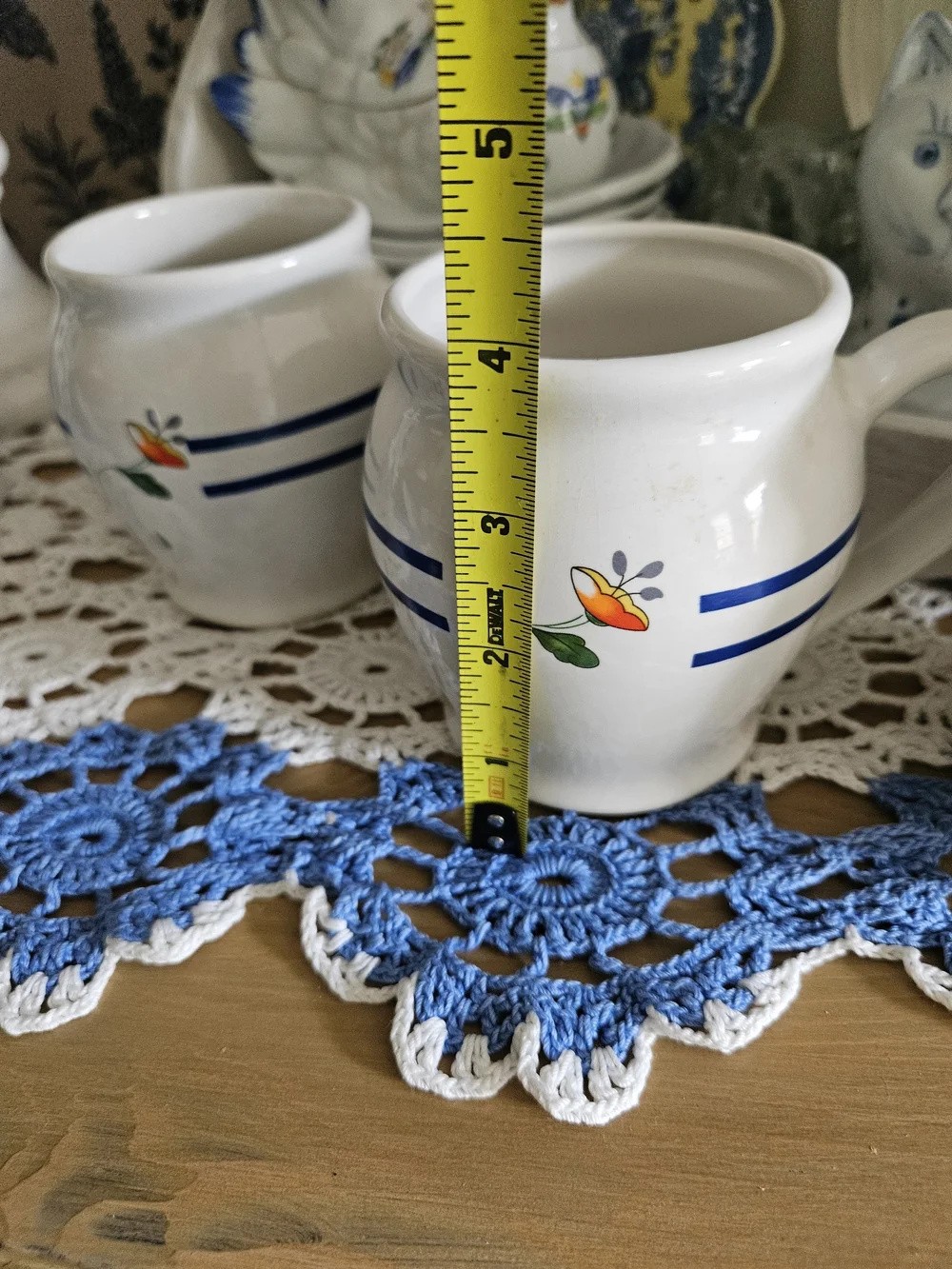 N/A white mugs