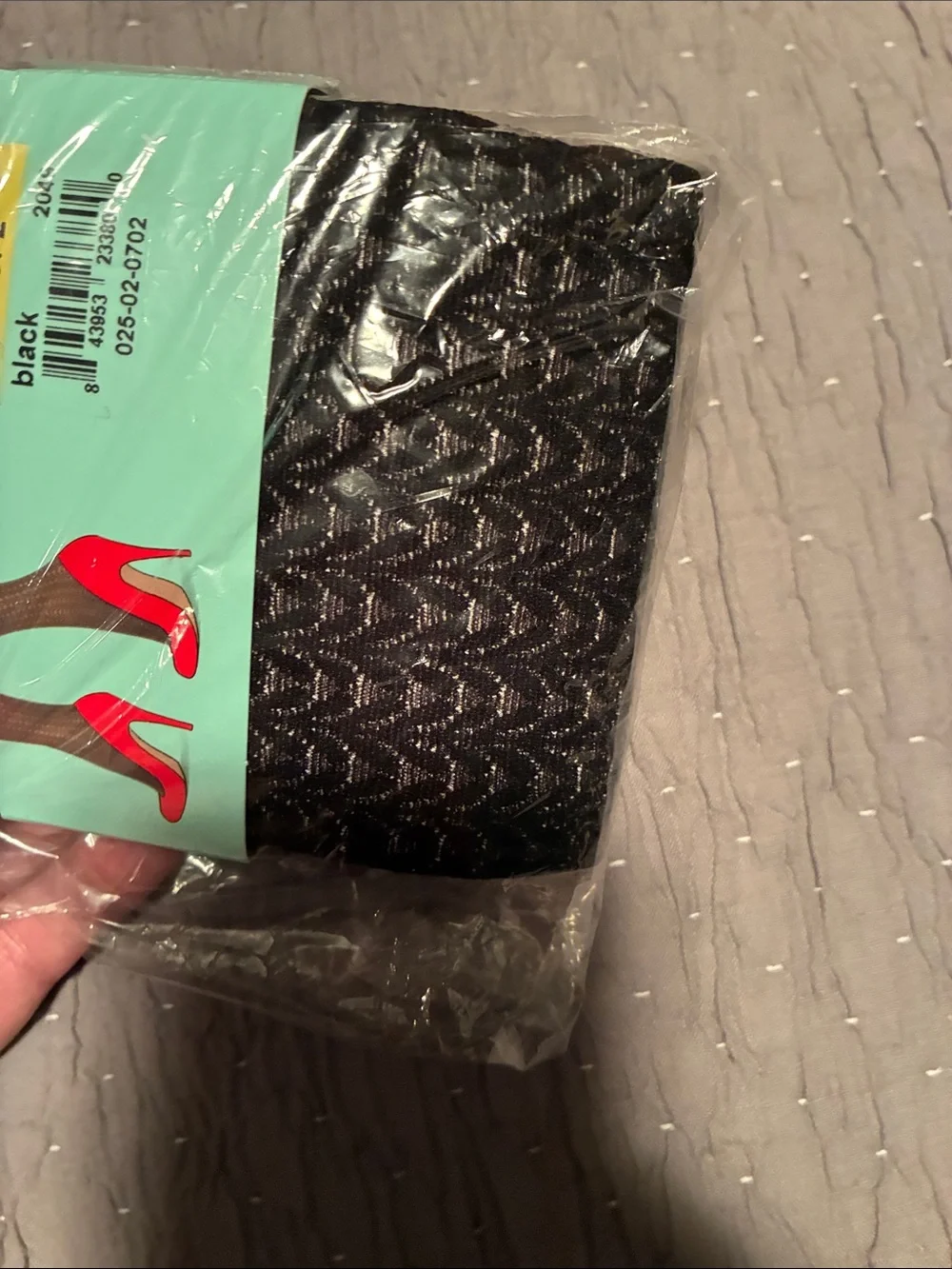 SPANX LOVE YOUR ASSETS. Size 2. Black textured. Wish Bone. NWT