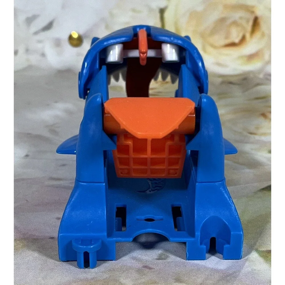 Hot Wheels Shark Track City Nemesis Launcher Replacement Piece 2020 7.5 Inches