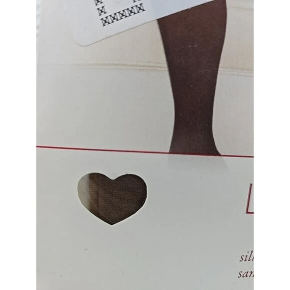 Lovable Thigh Highs Womens Two Plus Barely There Silky Sheer Sandalfoot 0B056