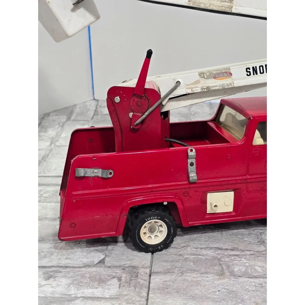 1970's Vintage Tonka Snorkel Fire Truck Pressed Steel Sturdy Red White VIDEO