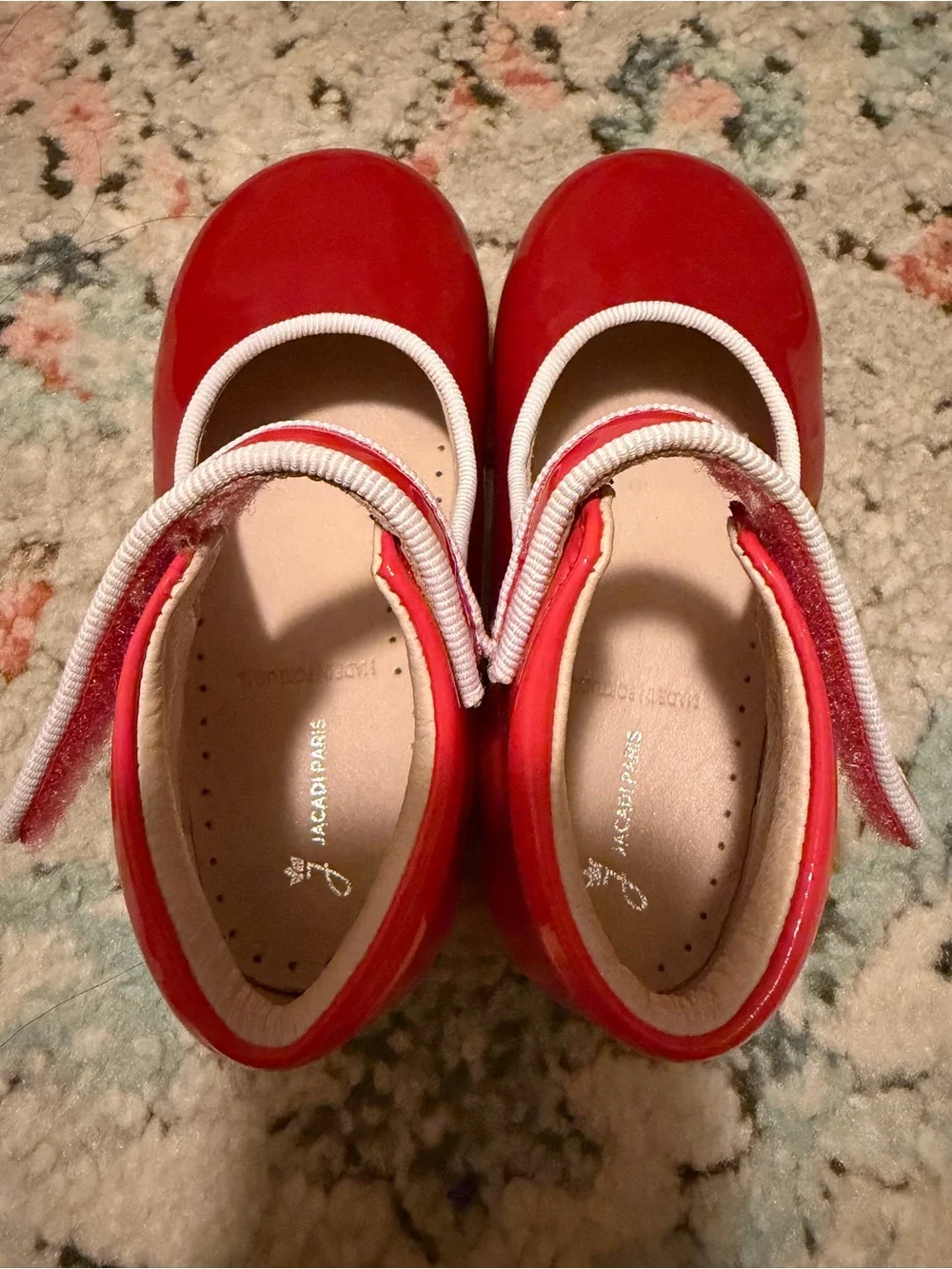 Girls' Red Patent Mary Jane Shoes size 24 or 7 Tolder like new worn one time
