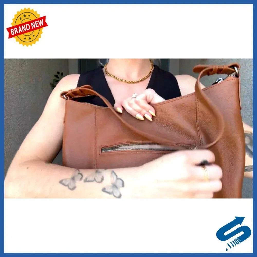 Large Capacity Leather Hobo Bag with Adjustable Straps for Everyday Work
