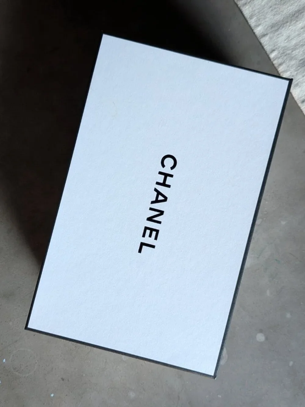 CHANEL used carry