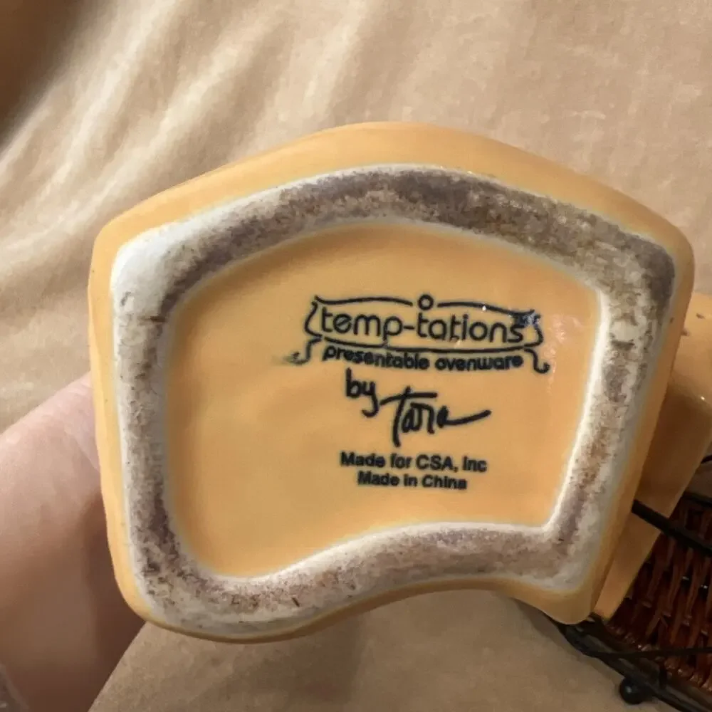 Temptations orange ceramic