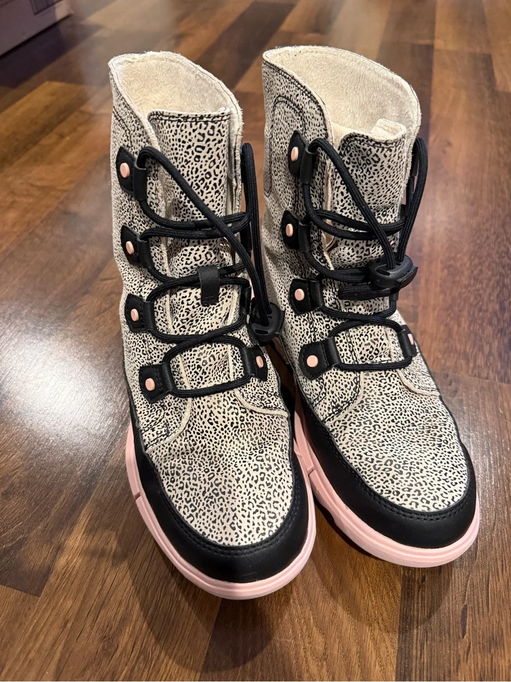 Sorel super cute