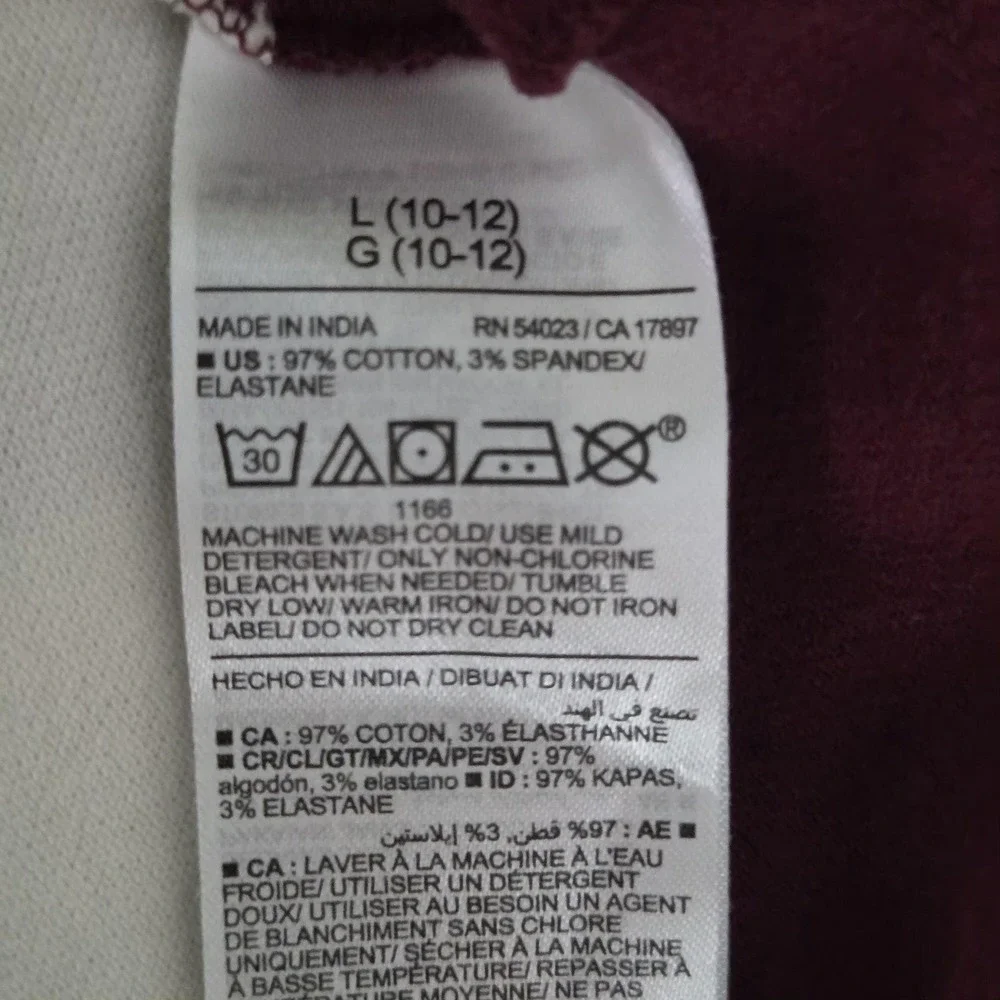 Old Navy brand old