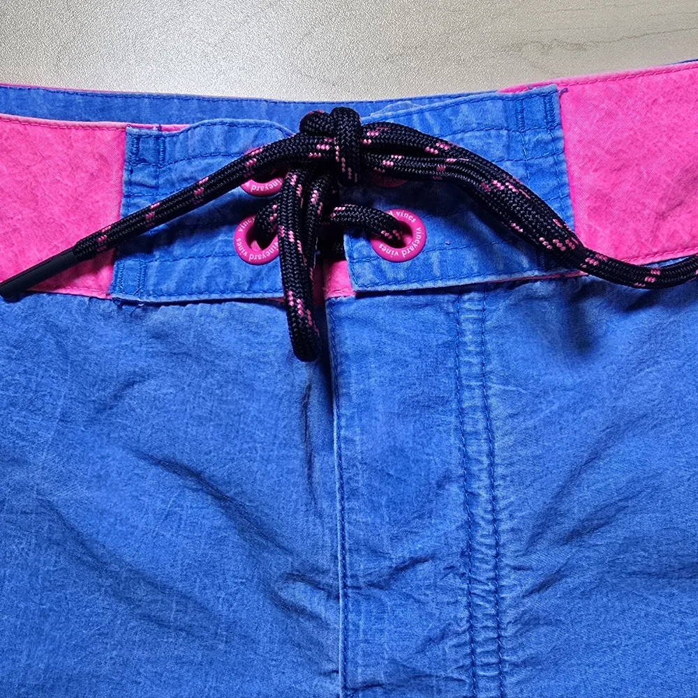 Vineyard Vines shorts size